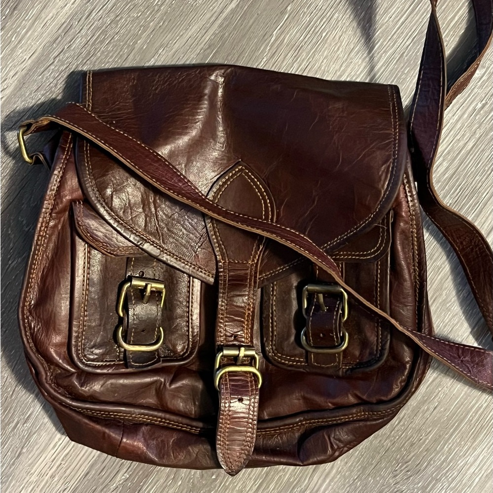 Vintage Leather Crossbody Bag in Rich Brown